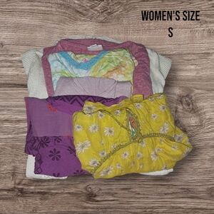 Women's clothing lot